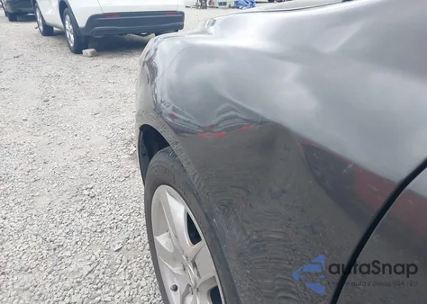 2010 Chevrolet Malibu Ls z USA, uszkodzony, nr VIN 1G1ZA5E0XAF216858